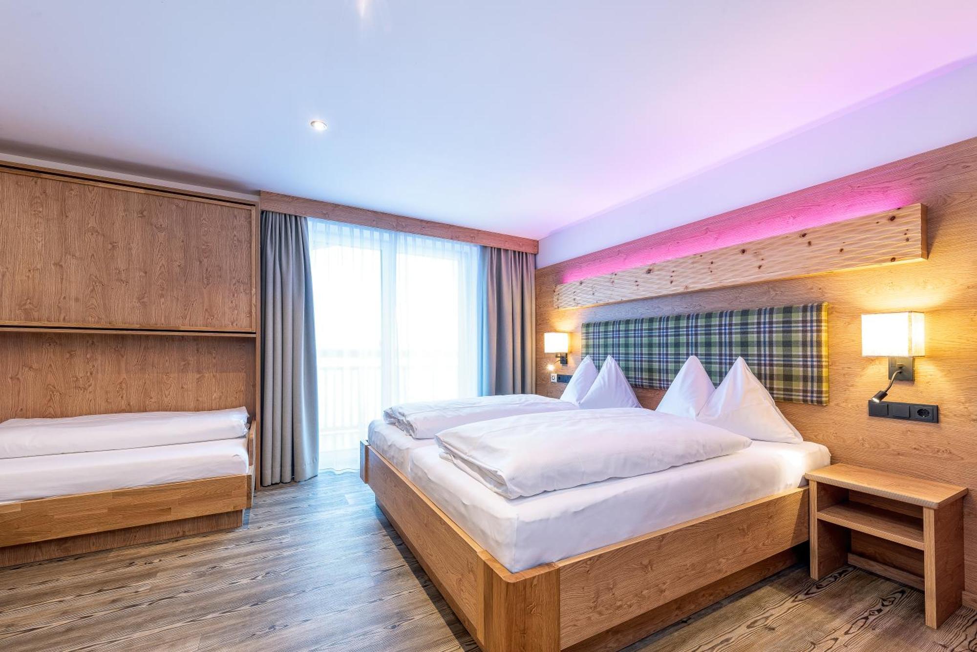 Hotel Garni Siegmundshof - Inclusive Joker Card Im Sommer Saalbach-Hinterglemm Szoba fotó